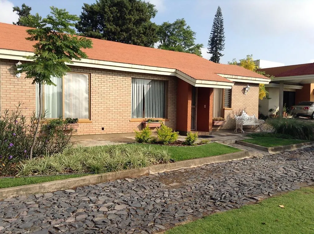 グアダラハラLa Casita De Fraidaアパートメント アパート
