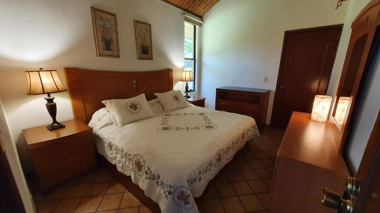グアダラハラLa Casita De Fraidaアパートメント メキシコ